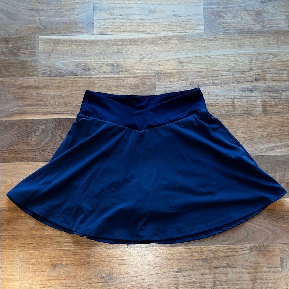 Fabletics Navy Blue Women's Crossover Flounce Athletic Skort